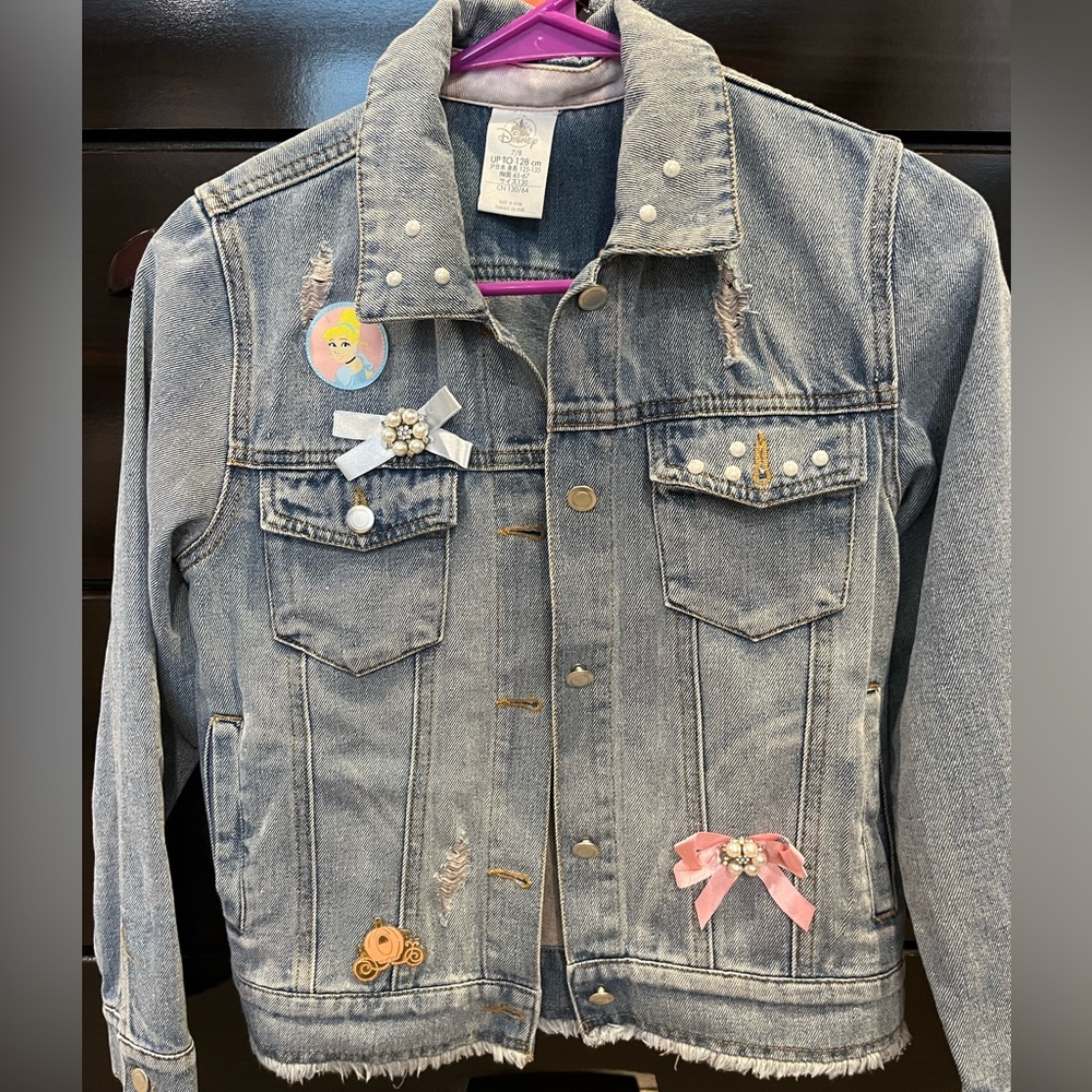 Girls Disney Denim Jacket 🏰